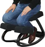 Ergonomischer Kniestuhl aus Holz – Verstellbarer Wippstuhl mit atmungsaktivem Sitzpolster gegen Rückenschmerzen, für bessere Haltung & Konzentration – Büro, Homeoffice, Studium – 100 kg